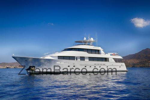 Azimut 130 ficha tecnica